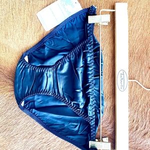 Soo Silk underwear size « S » NWT. Price per unit. No returns, please.
